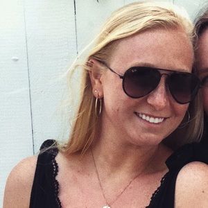 Meet your Posher, Lucy